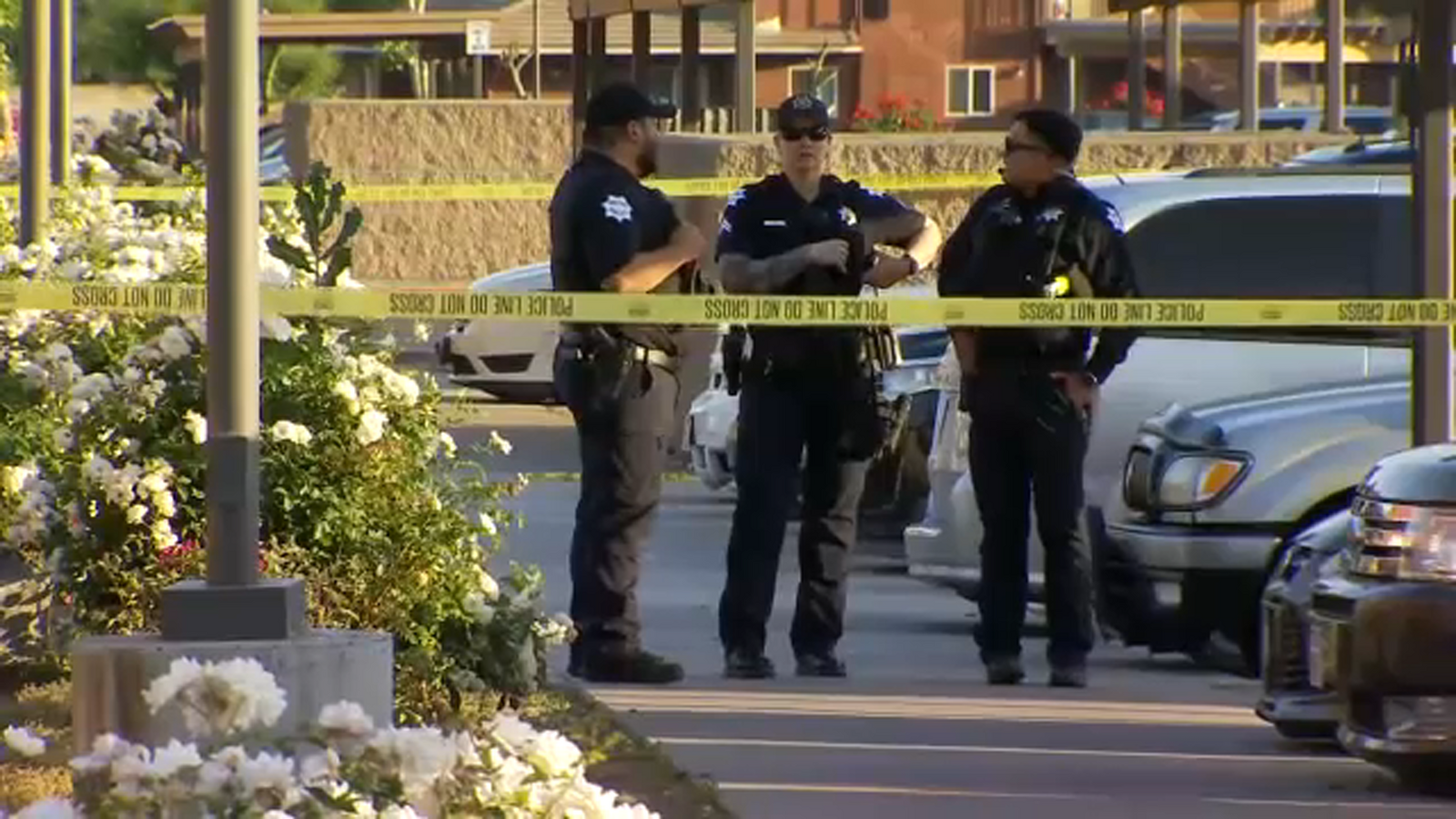 3 women hospitalized after shooting at Fresno apartment complex, police say