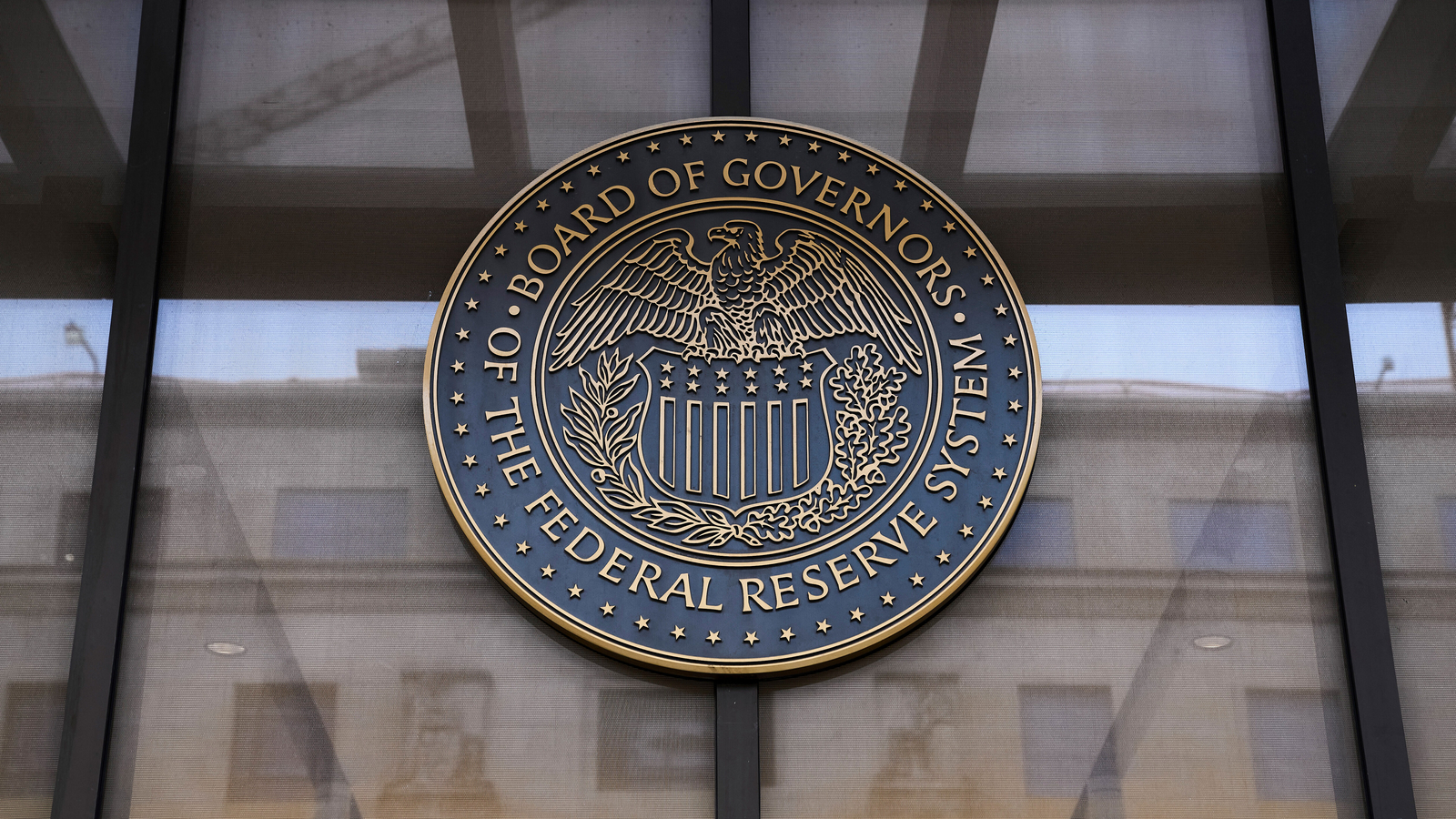 Federal Reserve to face tough balancing act between fighting inflation and lifting growth