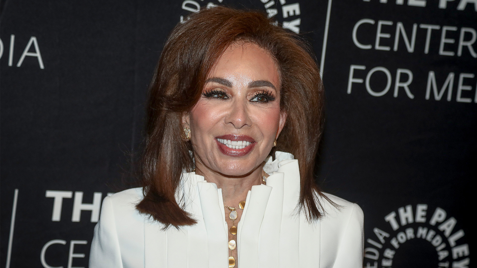 President Donald Trump appoints Fox News host Jeanine Pirro as top