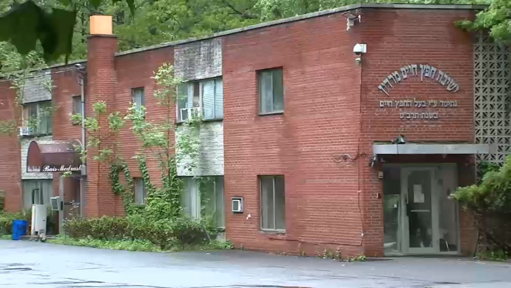 Ramapo officials say school has no electricity, smoke detectors