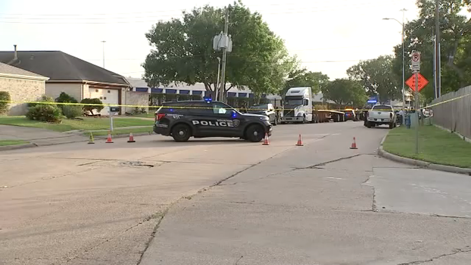 HPD officer fires gun at suspect who charged at them with knife in ...