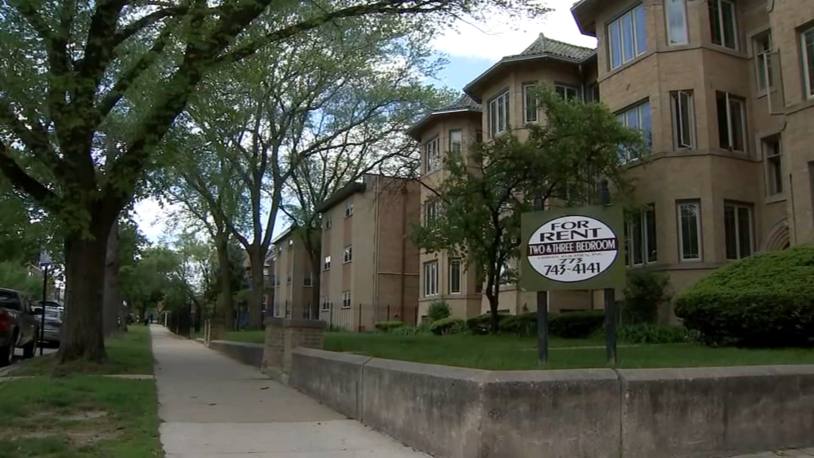 Chicago crime: Woman arrested for Rogers Park stabbing that injured boy ...