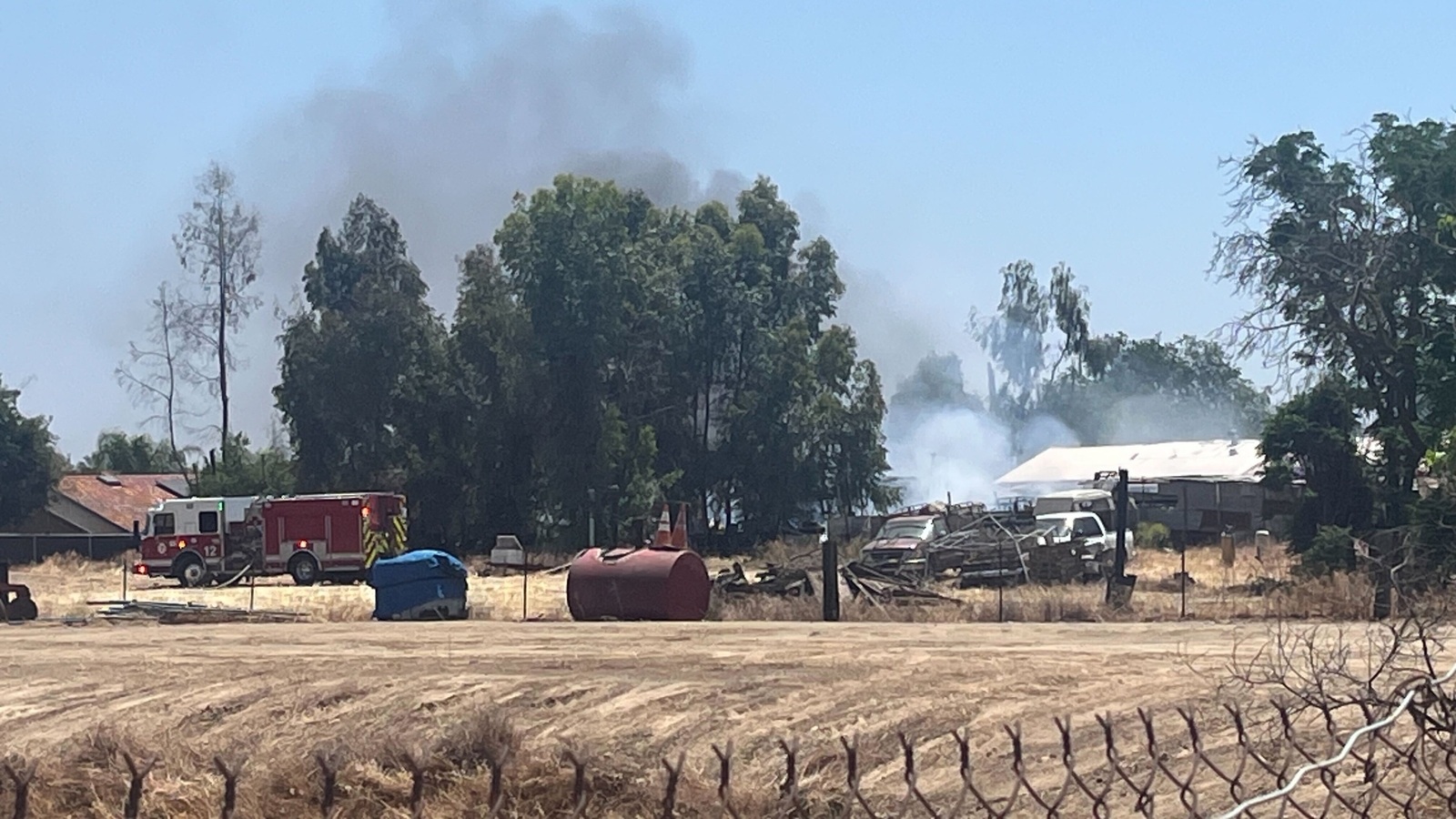 Man killed in west central Fresno house fire, fire crews say