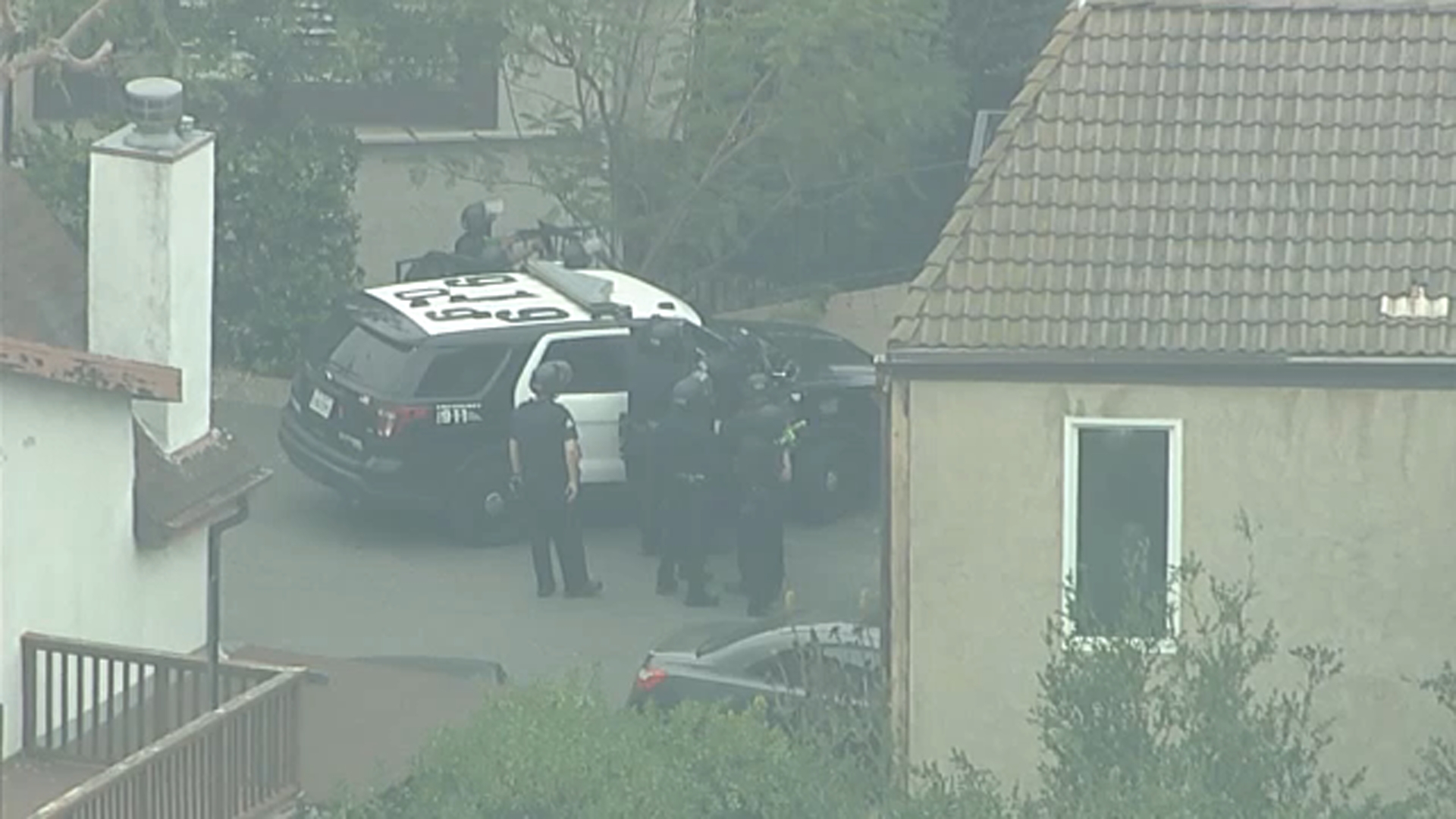 Shots fired during police standoff in Woodland Hills