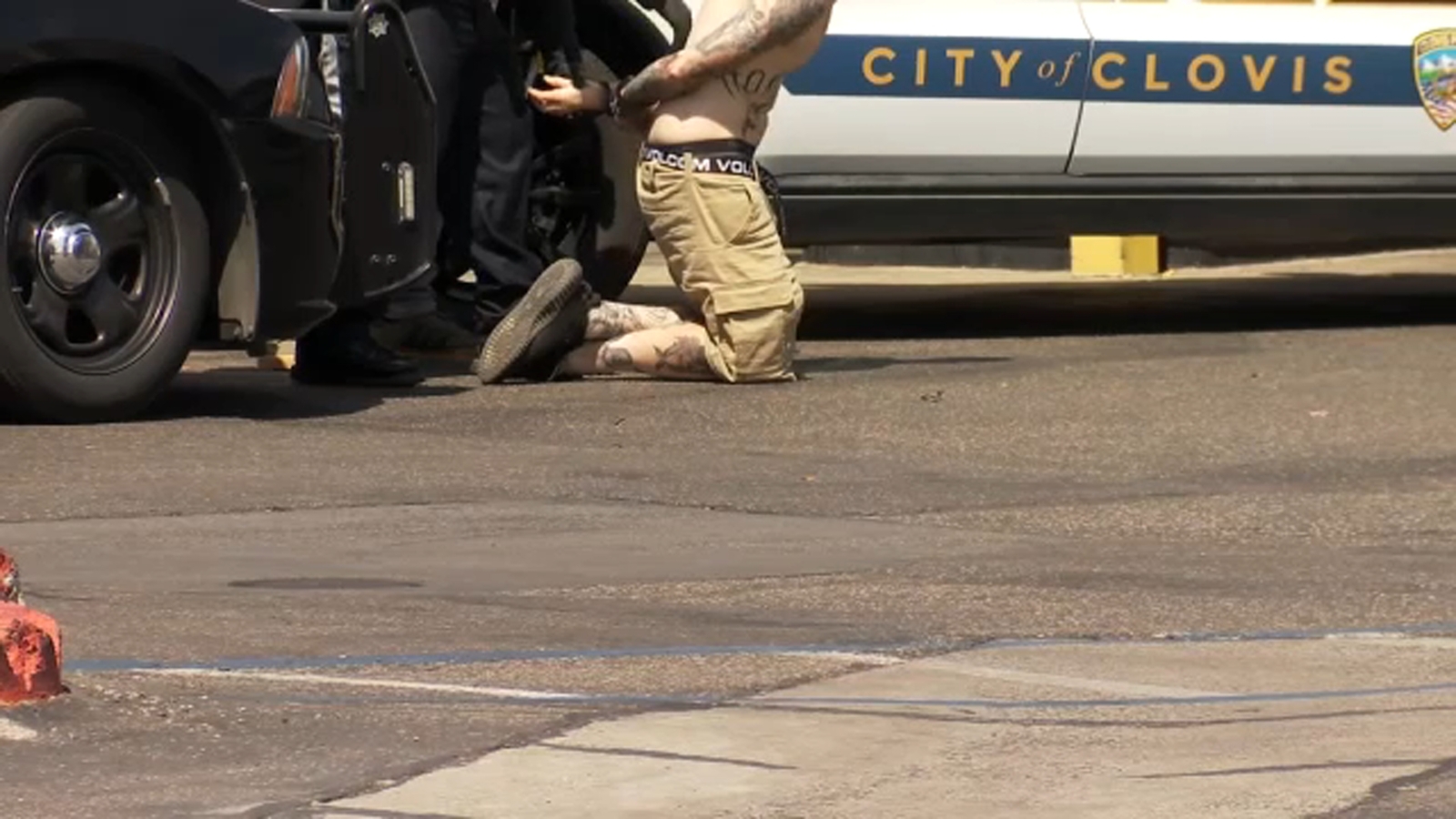 Man arrested following standoff with police in Clovis