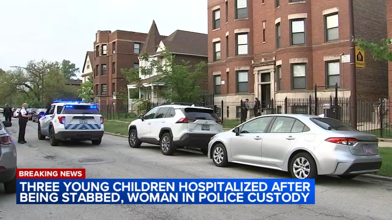 3 young children stabbed on South Side: CPD