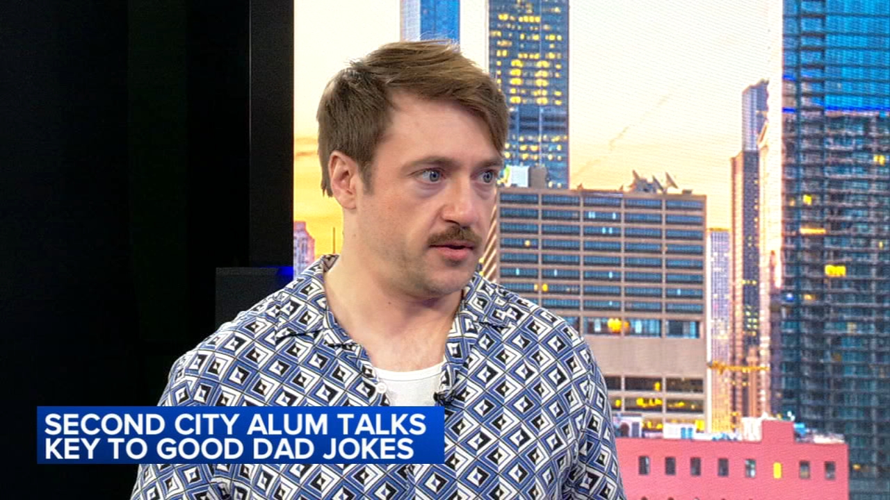 Second City alum shares keys to good dad joke
