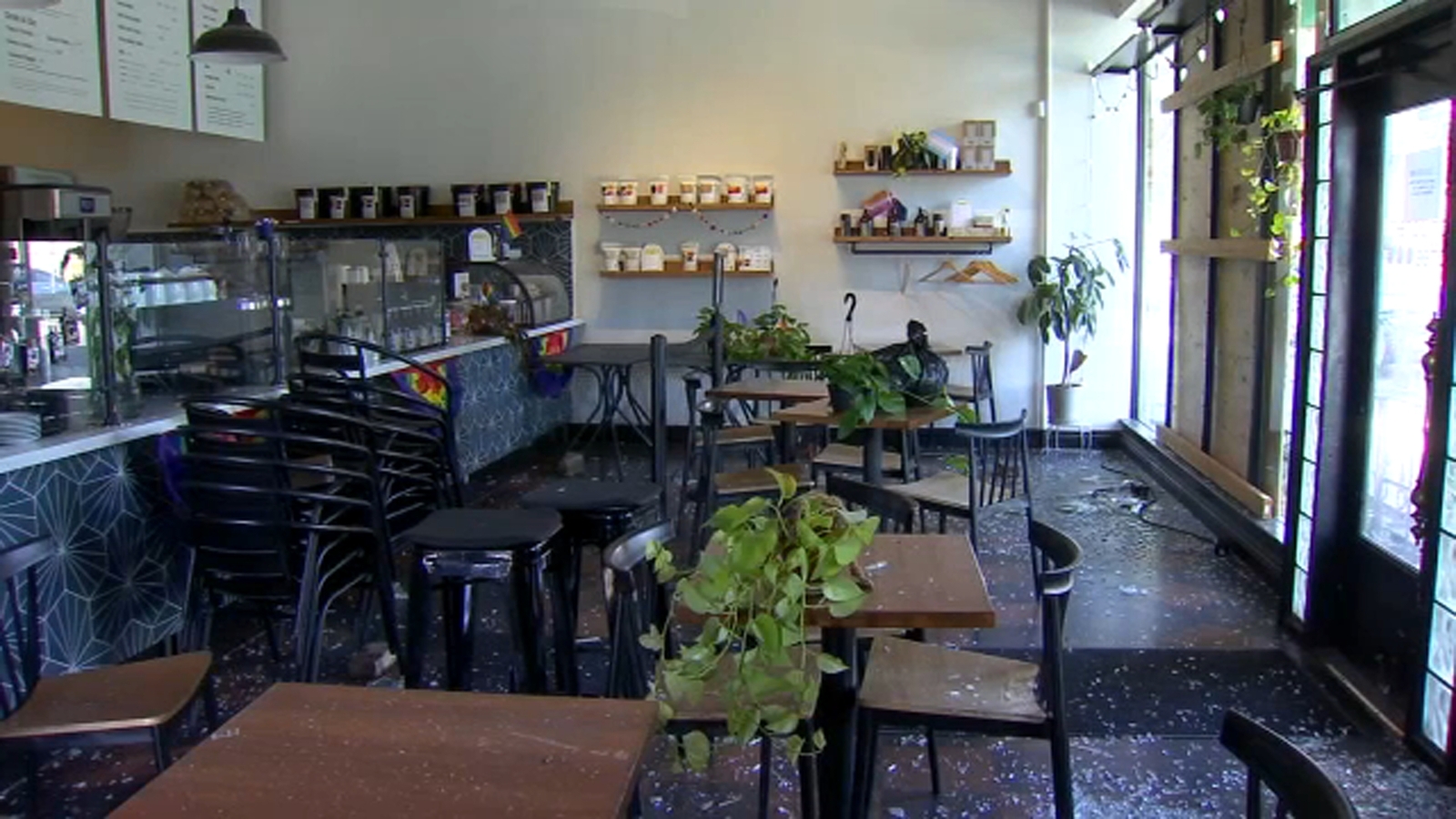 2 Fresno Tower District businesses vandalized