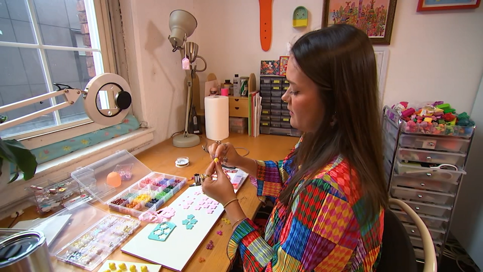Yuuka Universe creates hand-sculpted whimsical jewelry - 6abc