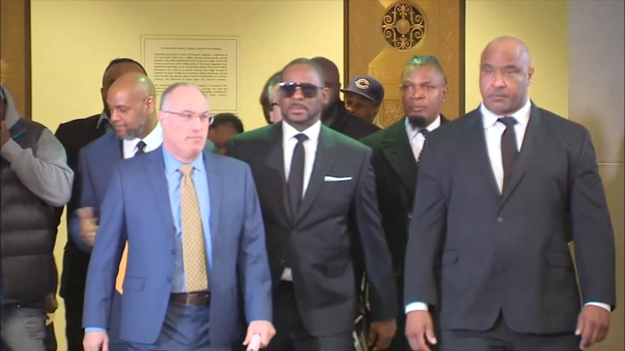 R Kelly news: Lawyers for singer convicted of racketeering, sex trafficking say there's a plot to kill him, seek prison release - ABC7 Chicago