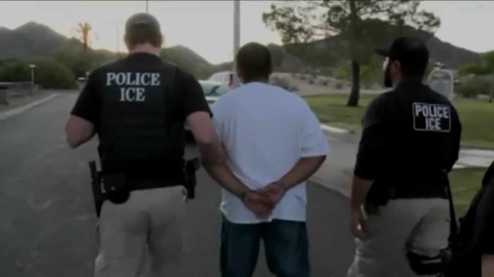 Redadas de ICE en Los Ángeles: Conozca sus derechos y tenga cuidado con ...