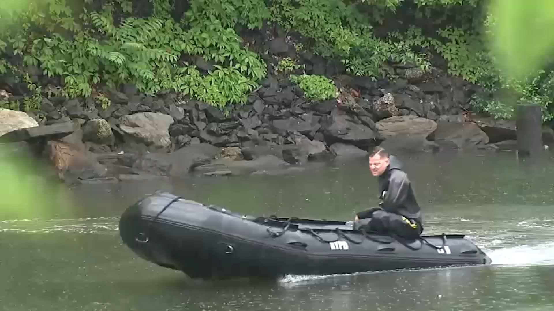 Child killed: Prosecutors allege 2-year-old Montrell Williams was alive when father allegedly threw boy into New York's East River - ABC13 Houston