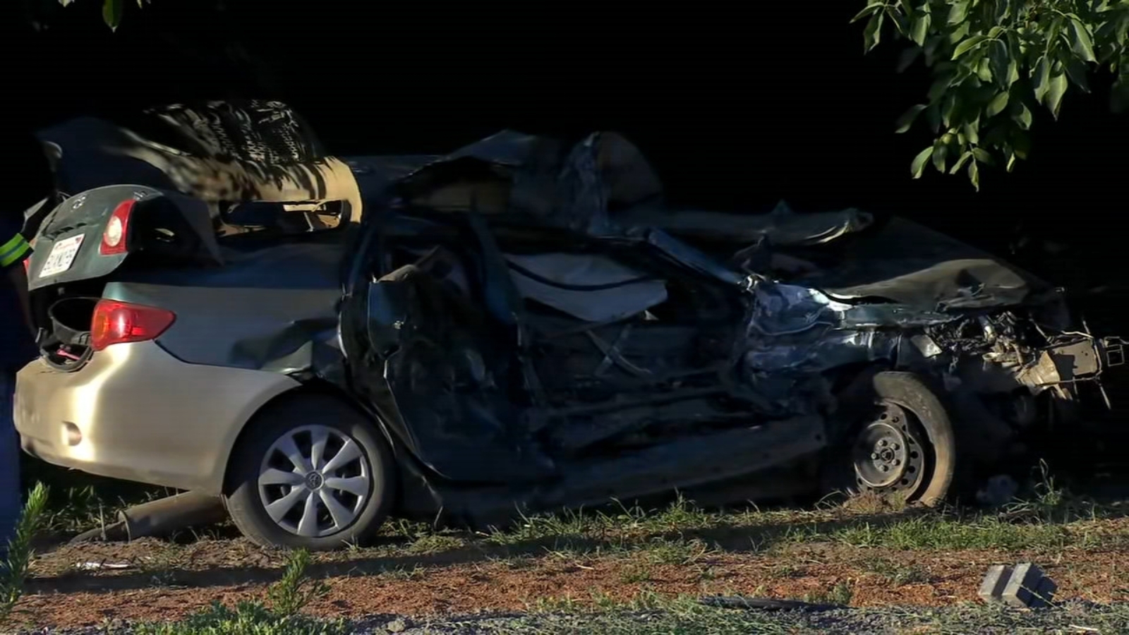 Investigation underway following crash involving cement mixer in Fresno County, CHP says