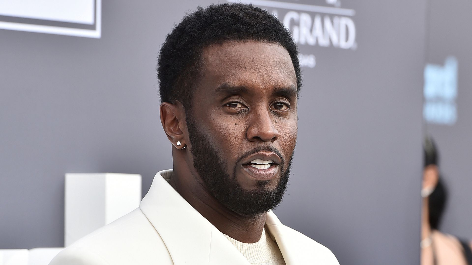 Diddy trial: Live updates for Sean Combs sex trafficking case in NYC -  'Jane' testifies, problem with juror - ABC7 Los Angeles