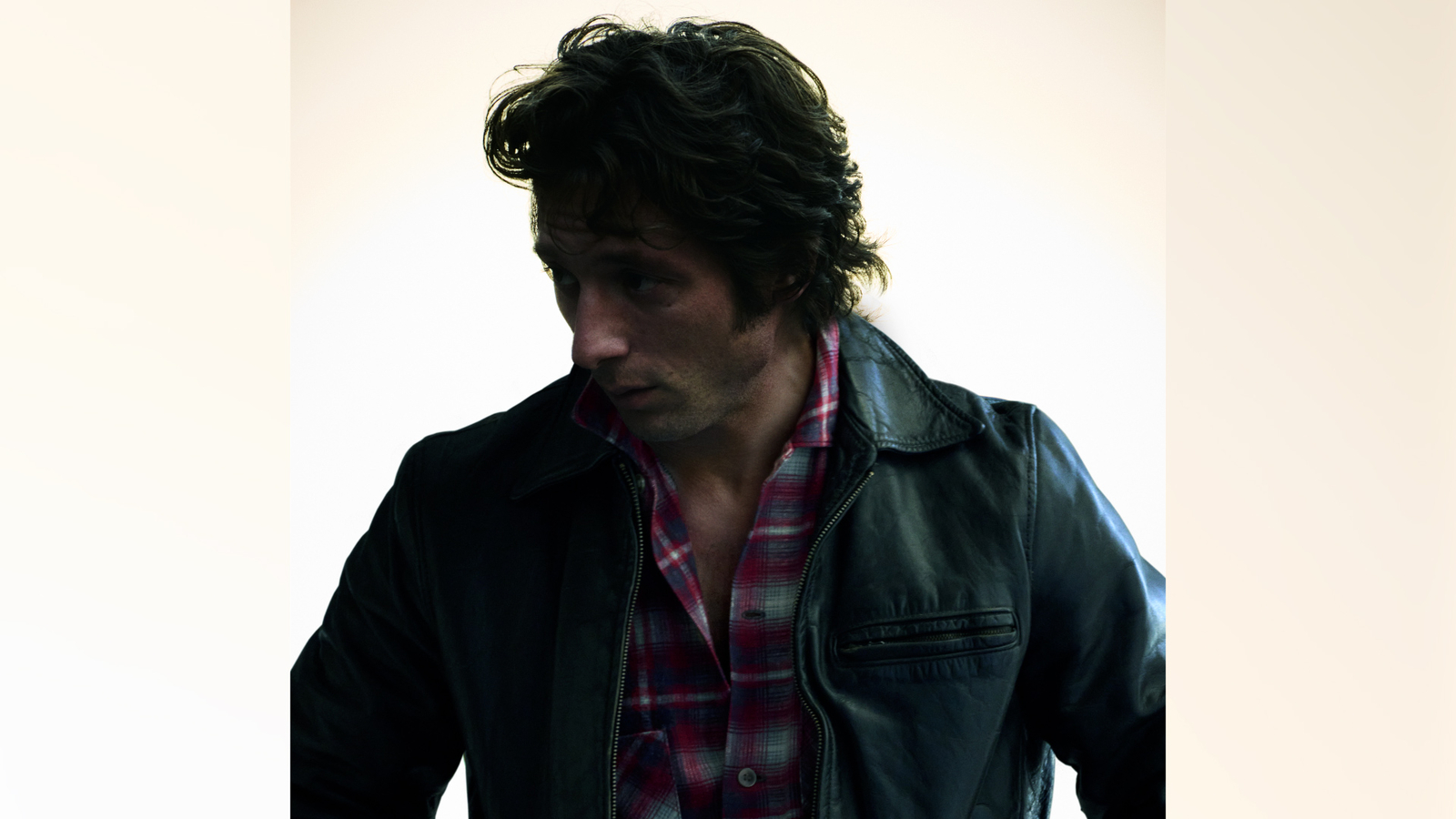 'Springsteen: Deliver Me From Nowhere' trailer: Jeremy Allen White stars as Bruce Springsteen