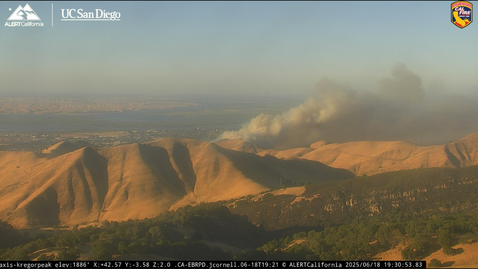 Crews responding to 2-alarm brush fire burning near Antioch