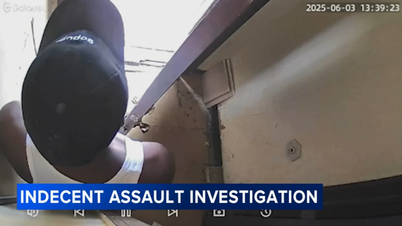 Philadelphia police investigating after man caught on video exposing himself to strangers - 6abc Philadelphia