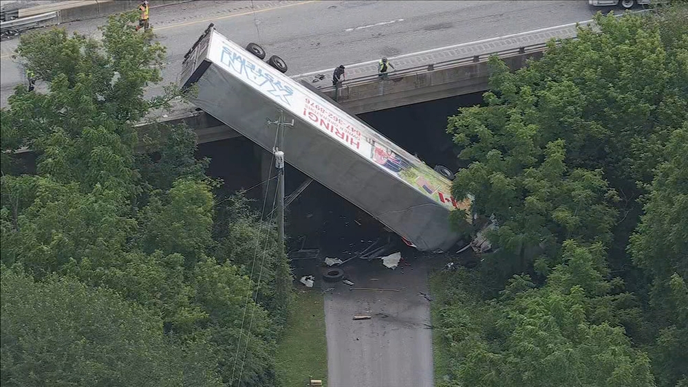 Tractor trailer crashes off bridge in Chester County