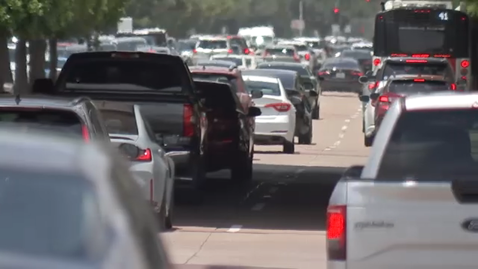Texas paper plates going away as new law, HB 718, goes into effect July 1 to combat crime