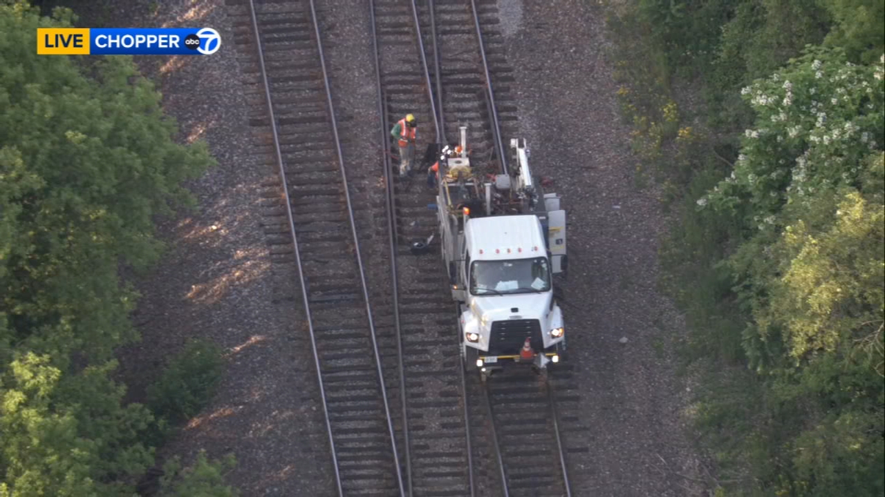

Metra UP-N OB service disrupted for track repairs
