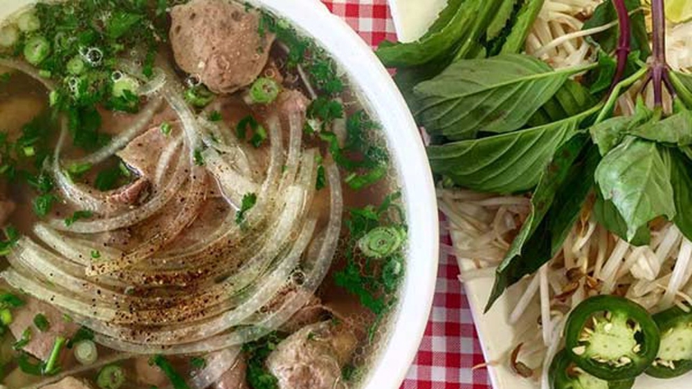 Steve Dolinksky's Chicago Pho Crawl