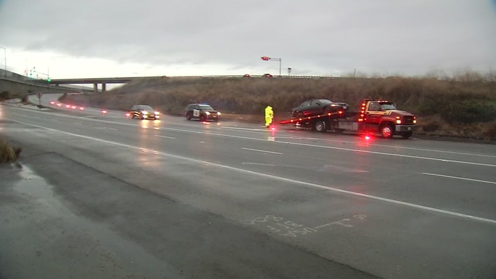 Wet weather, slick roads impacting commute around the Bay Area - ABC7 ...