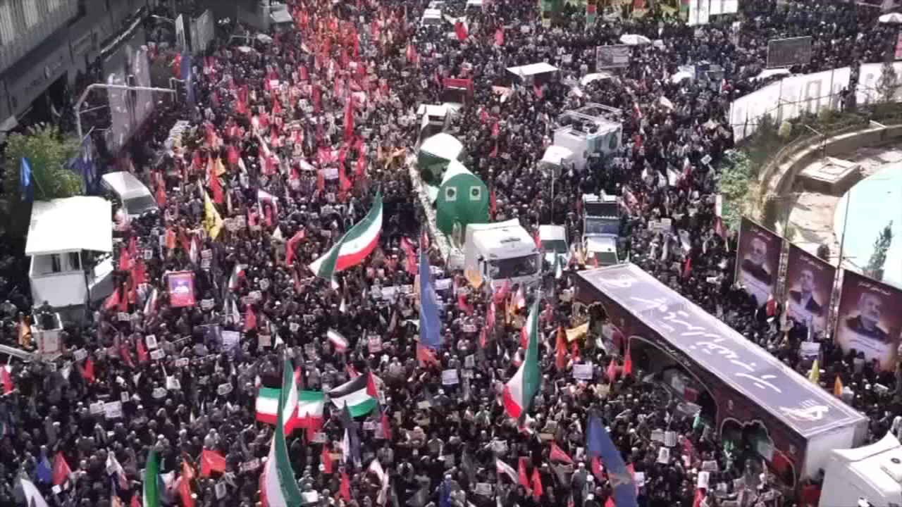 Large crowds attend Iranian state funerals