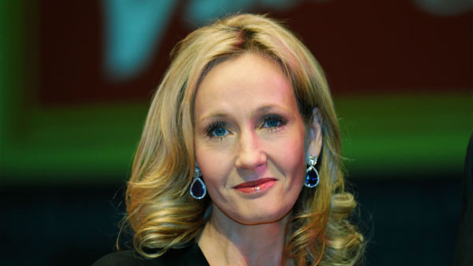 7 exciting details from JK Rowling's modern-day Harry Potter short
