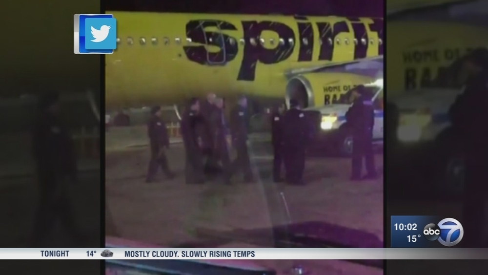 Passengers on edge after passenger breaches security at O'Hare