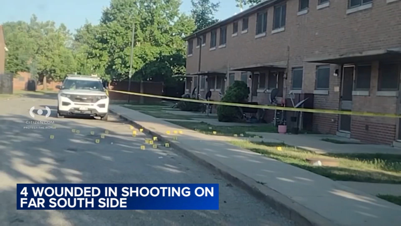 4 shot on Far South Side: CPD