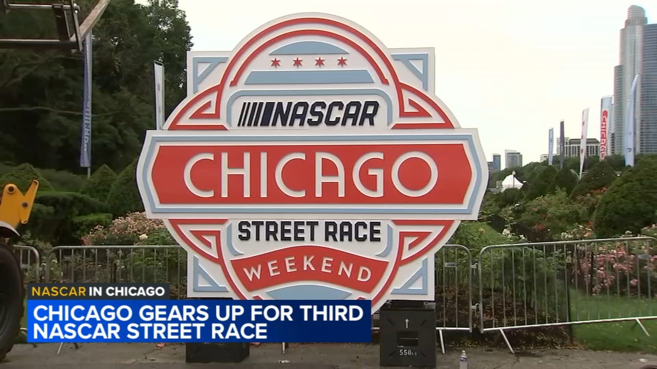 Chicago revs up for 3rd annual NASCAR street race