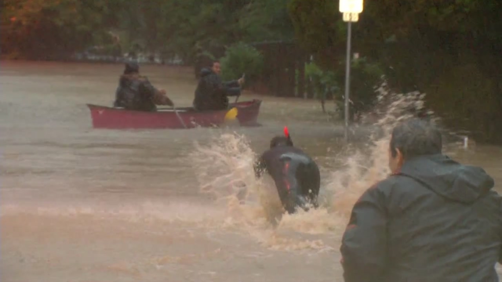 Russian River residents move to high ground - ABC7 San Francisco