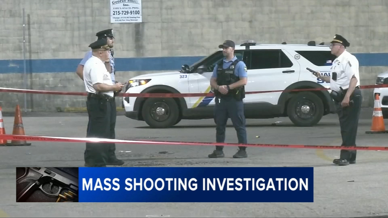 8 people wounded in mass shooting at a South Philadelphia bar