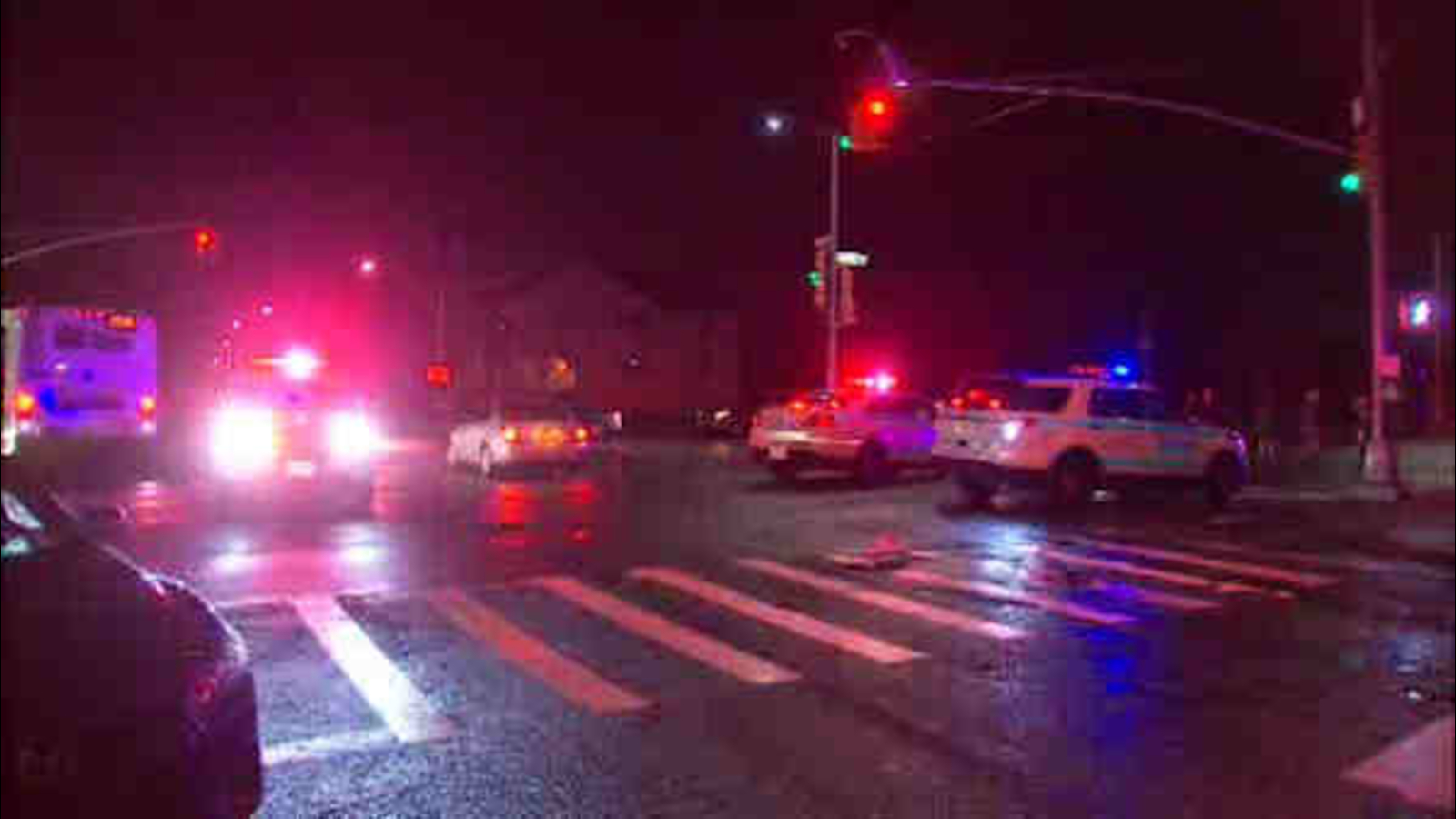 Pedestrian struck in hitandrun in Far Rockaway, Queens ABC7 New York