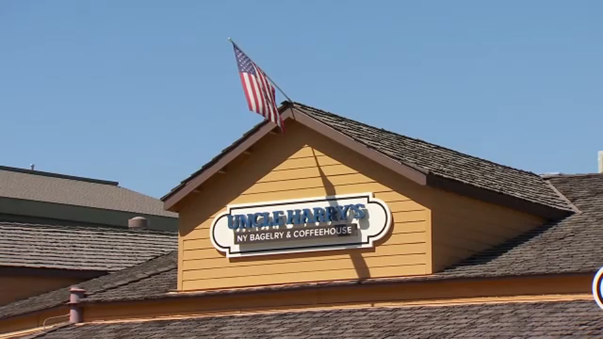 Uncle Harry's Bagel Shop returns to Fig Garden shopping center