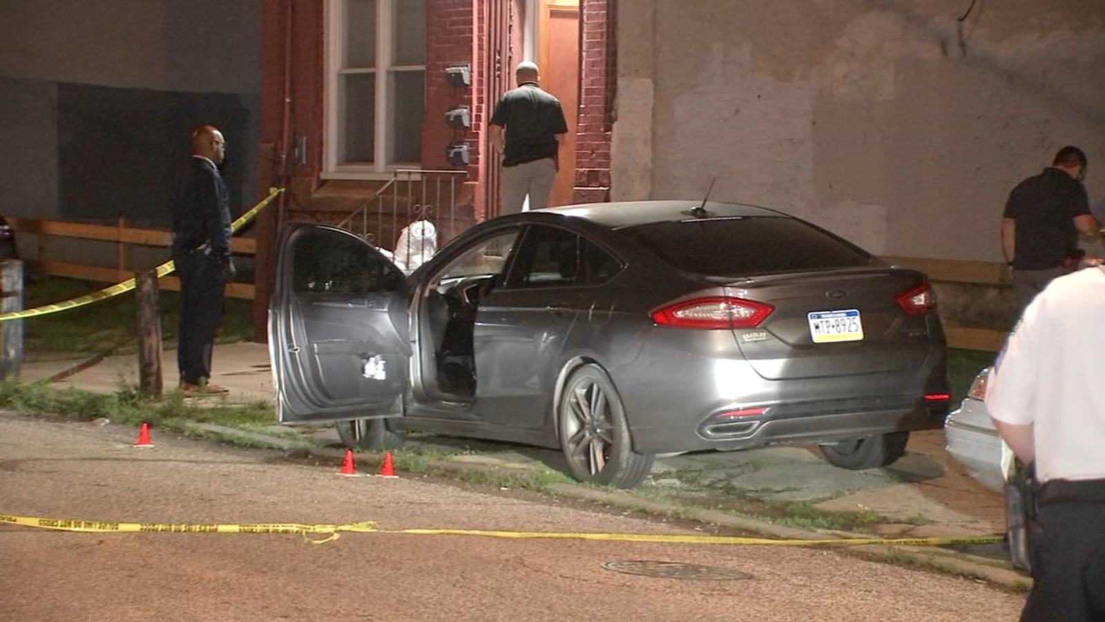 Woman in critical condition after shooting in North Philadelphia - 6abc ...
