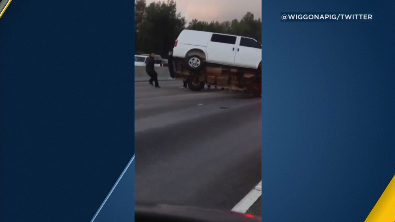 Good Samaritans jump into action after crash on 5 Fwy