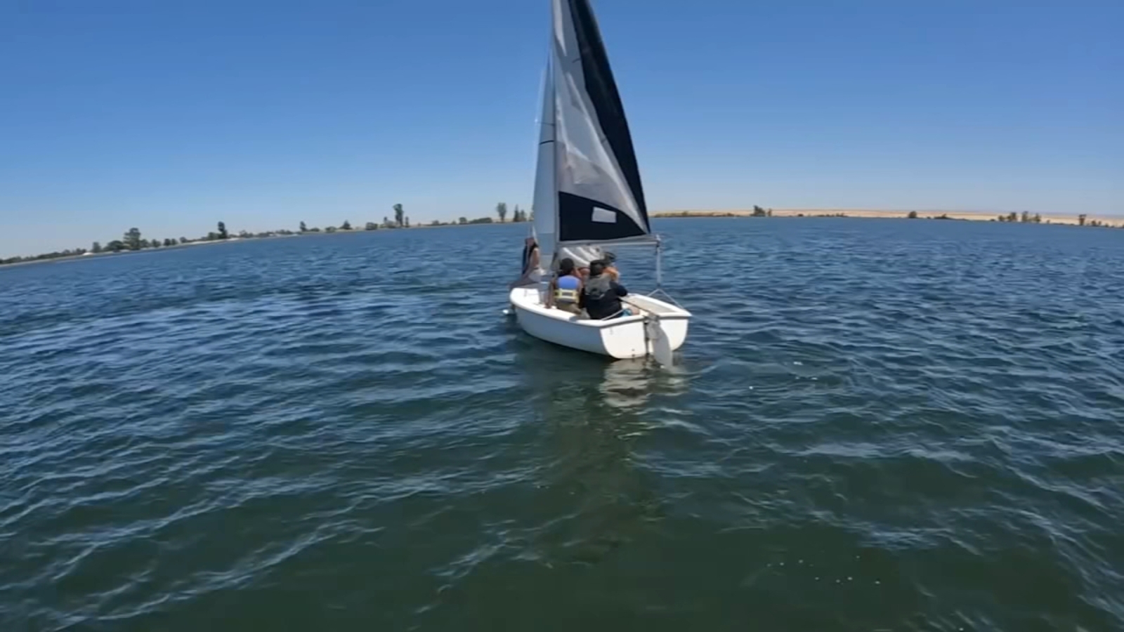 Dozens learn the basics of sailing at 20th annual Lake Yosemite Sail Camp