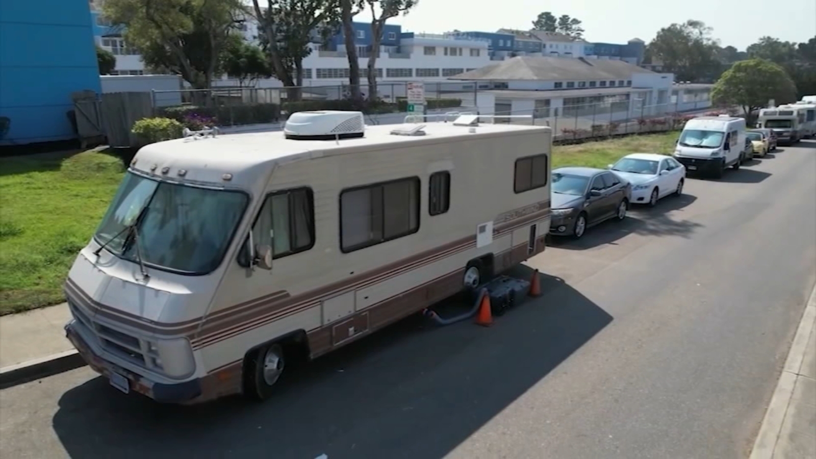 SF moves closer to banning RVs from parking for more than 2 hours on city streets