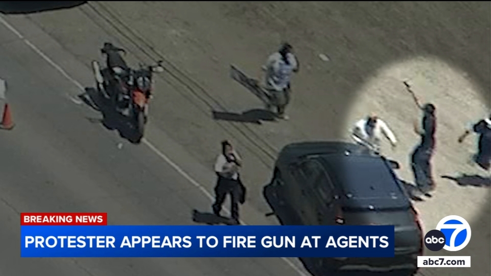 Protester appears to fire gun at federal agents near Camarillo