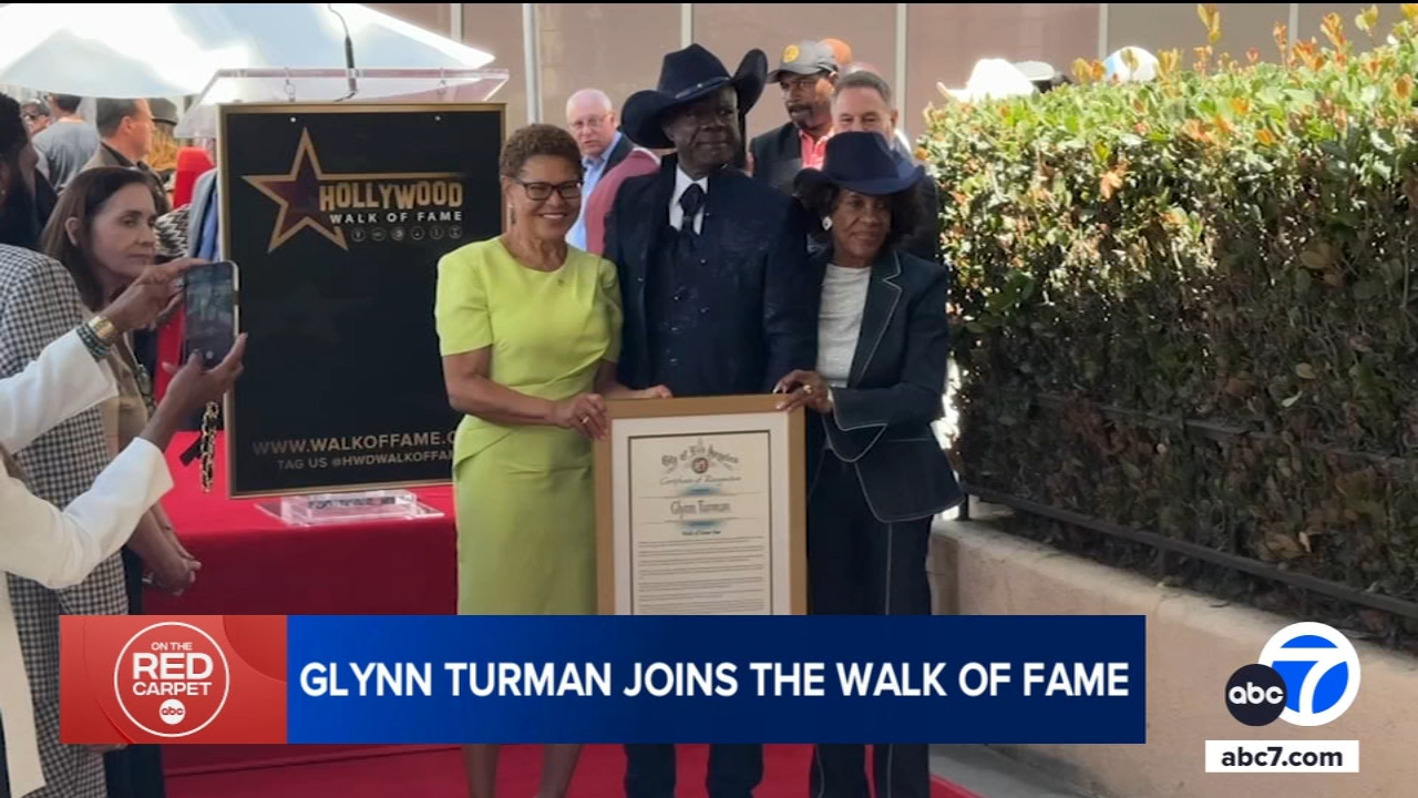 Famous friends join Glynn Turman at Walk of Fame ceremony in Hollywood