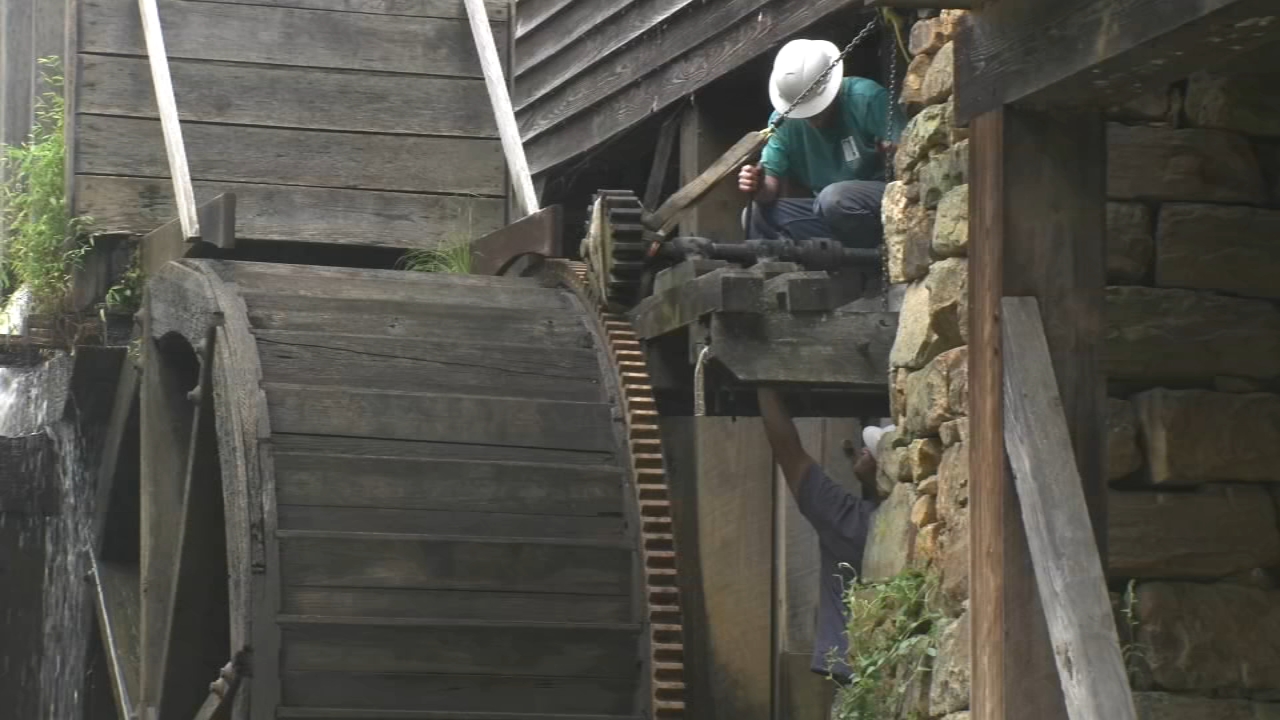 Historic Yates Mill waterwheel replacement underway in Wake Co.
