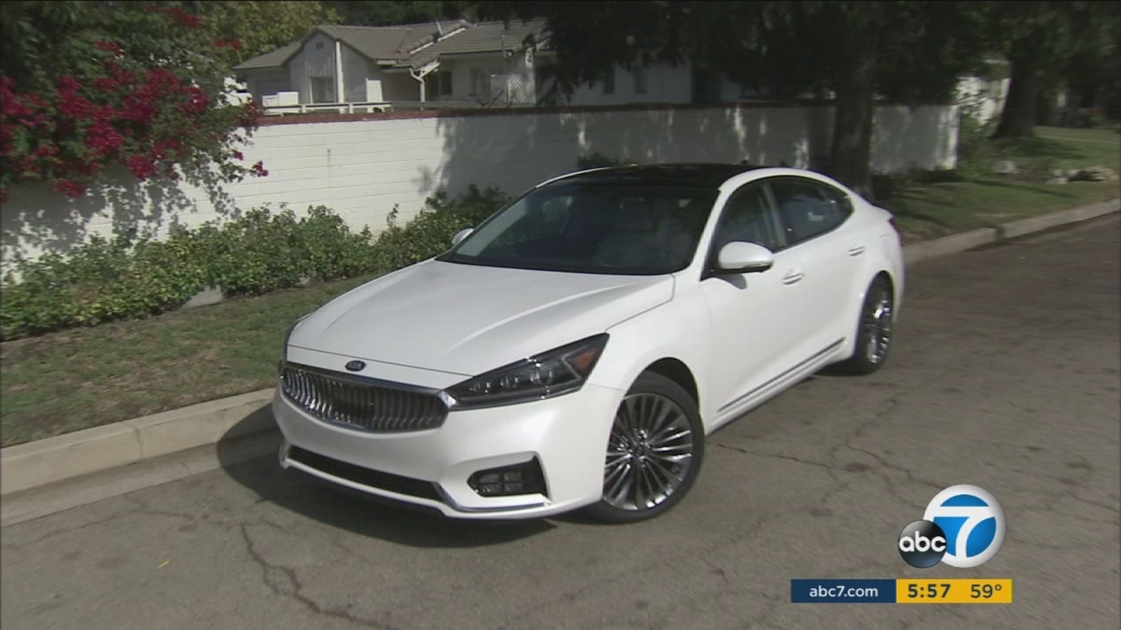Thefts fueled by viral social media challenge prompt California and other states to urge recall of Kia, Hyundai cars - Vimarsana News