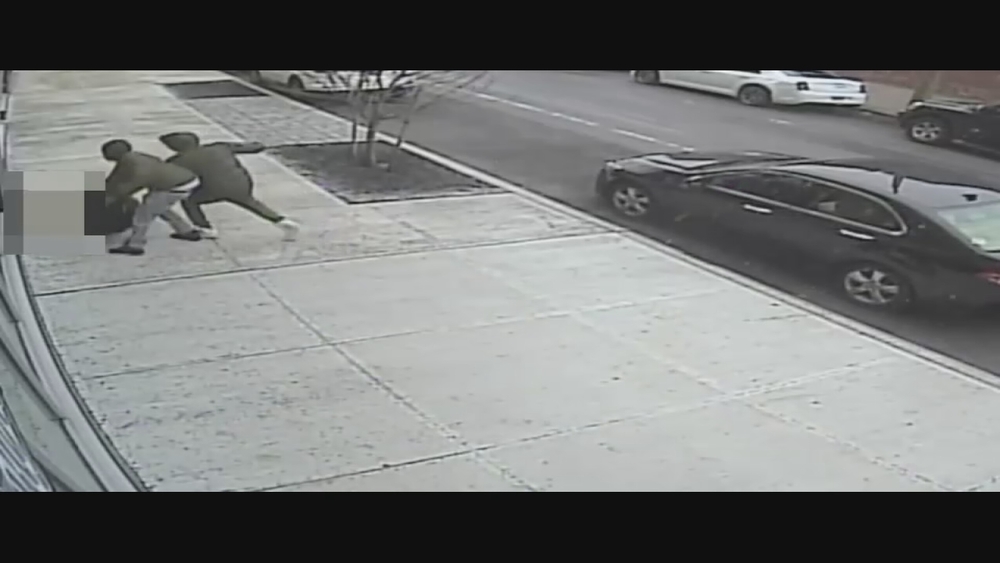 2 men wanted in Bronx mugging in Crotona