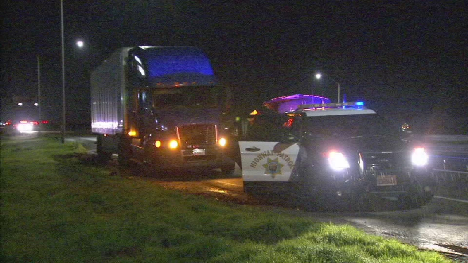 Man hit and killed by big rig on Highway 99 near Fowler - ABC30 Fresno