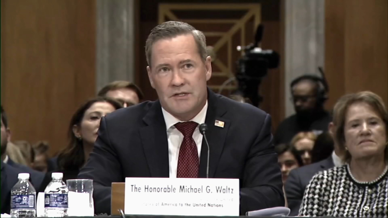 Mike Waltz evades Signal chat questions in hearing