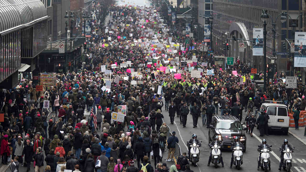 Official count on NYC Women's March exceeds 400,000, Mayor's office says