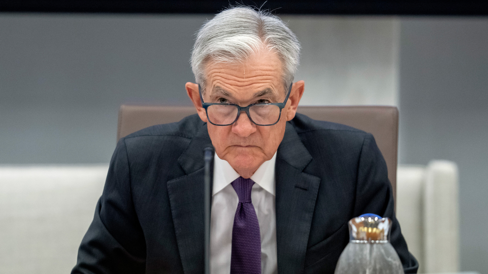 Jerome Powell: Trump says he #39 s quot highly unlikely quot to fire Fed #39 s Powell