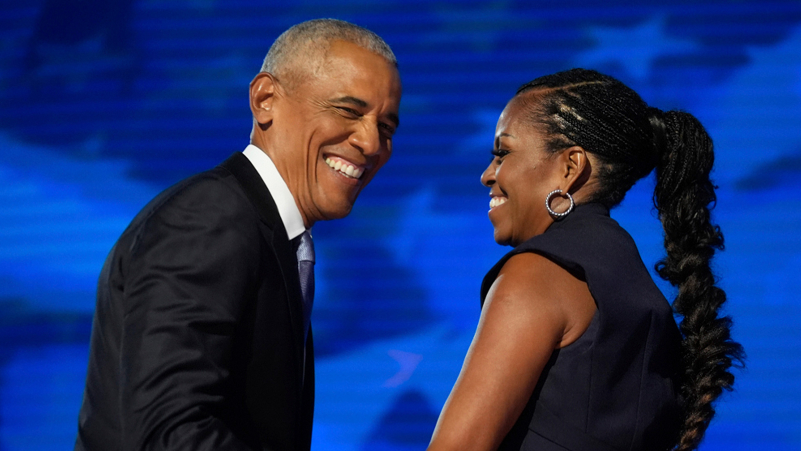 Barack, Michelle Obama address divorce rumors in 1st joint comments