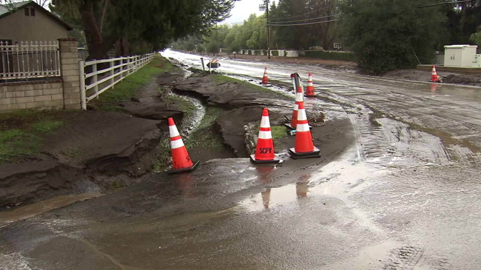 Thousands left without power across SoCal due to strong winter storm ...